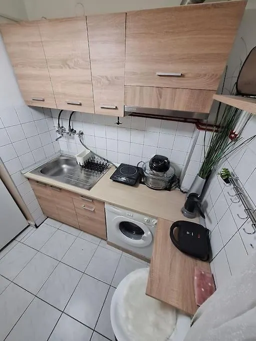 Queen Suites 60M2 Thessaloniki 0*,